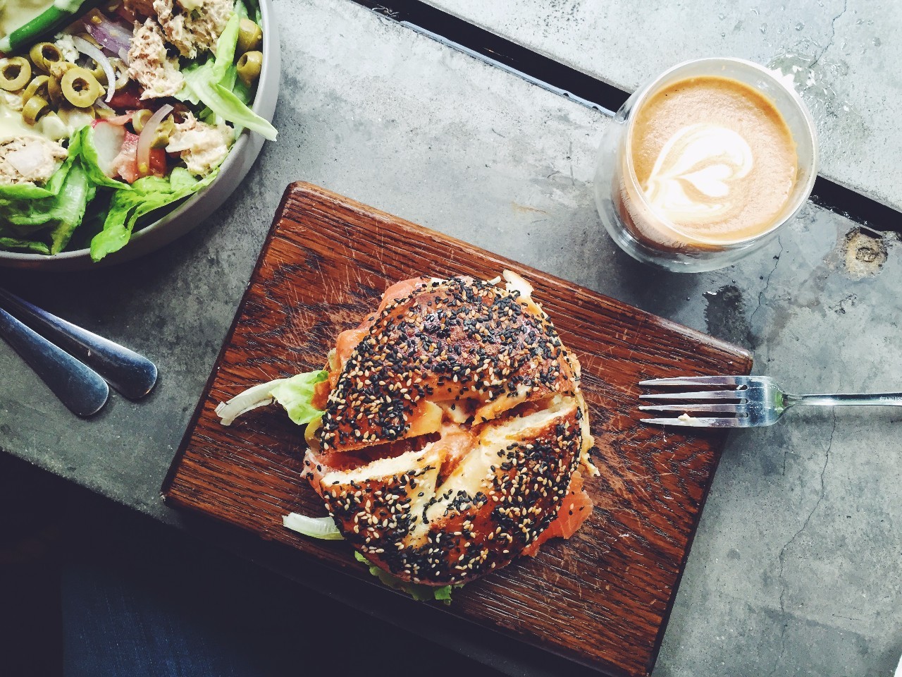 在上海想念自己的故乡,在上海想念家乡