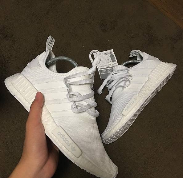 送男朋友几百块的鞋,第一次送礼物男朋友就送ysl