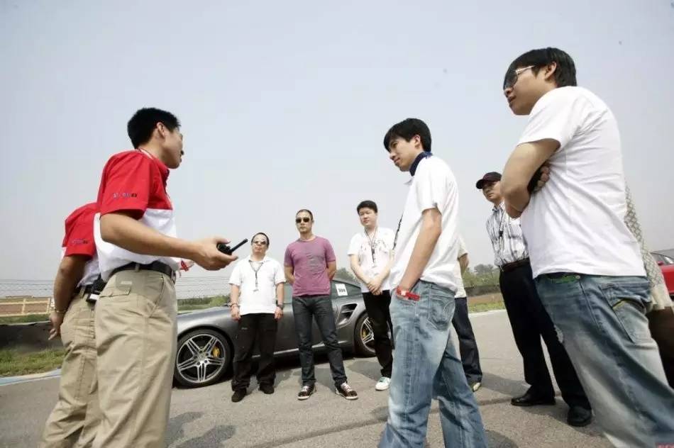 特写丨当“手游教父”四十岁：狂揽数亿之后，是跌落还是蛰伏？｜游戏葡萄