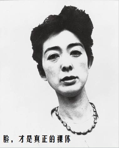 香奈儿小姐的另一面：买最多的是书，不是衣服饰品