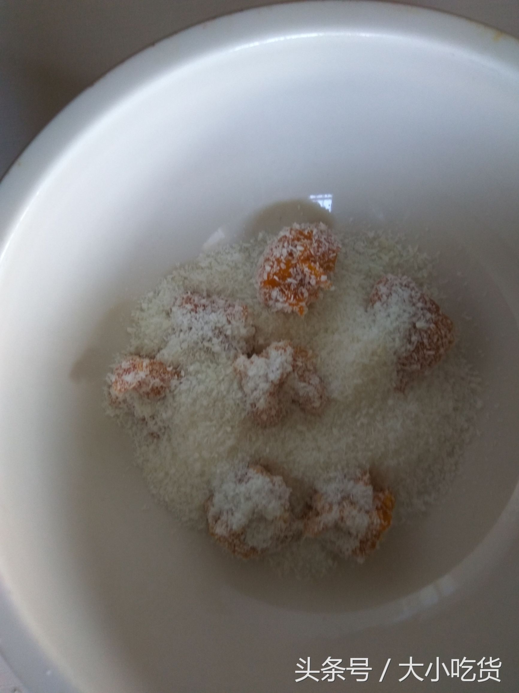 超级好吃的椰蓉球,香酥椰球香气四溢大人小孩都爱吃