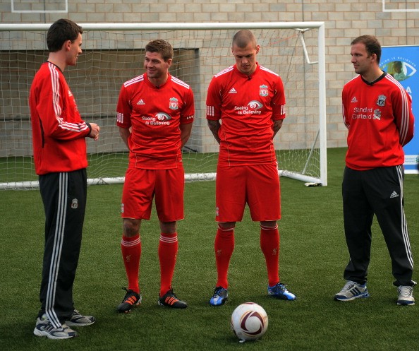 利物浦杰拉德托雷斯重聚,苏亚雷斯利物浦杰拉德