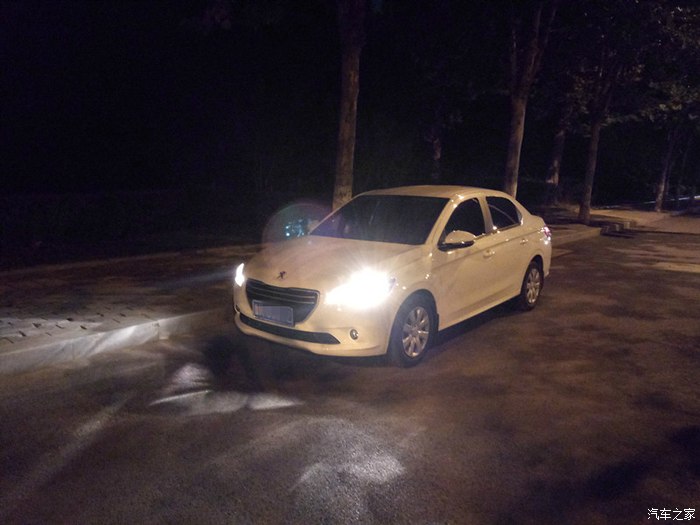 新款标致301幸福版,标致301旅行