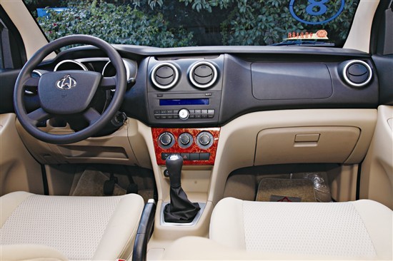 五菱宏光汽车挑战成功,五菱宏光和长安欧诺哪个更好