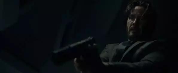 战术美学|《疾速追杀》的“枪械世界”