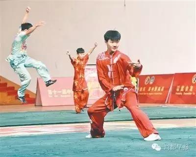 今日郑州2016年10月18日（农历丙申年九月十八星期二）