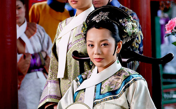 甄嬛传中皇上对敬妃为什么敬重,甄嬛传中敬妃名字