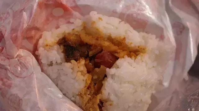 版纳傣族风味餐,版纳芒果饭团