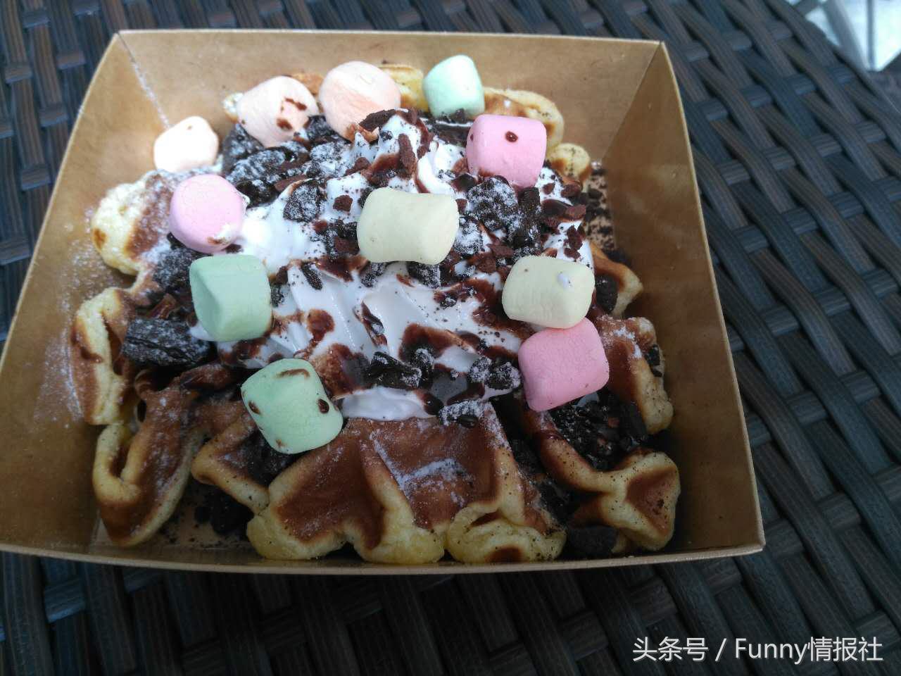 当实问及“味道怎么样”时该如何回答？总不能说“真特么难吃”！