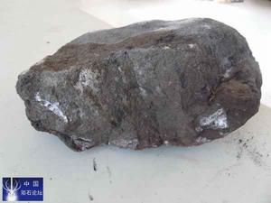 钢琴家肖邦个人简介,钢琴诗人肖邦的作品有哪些