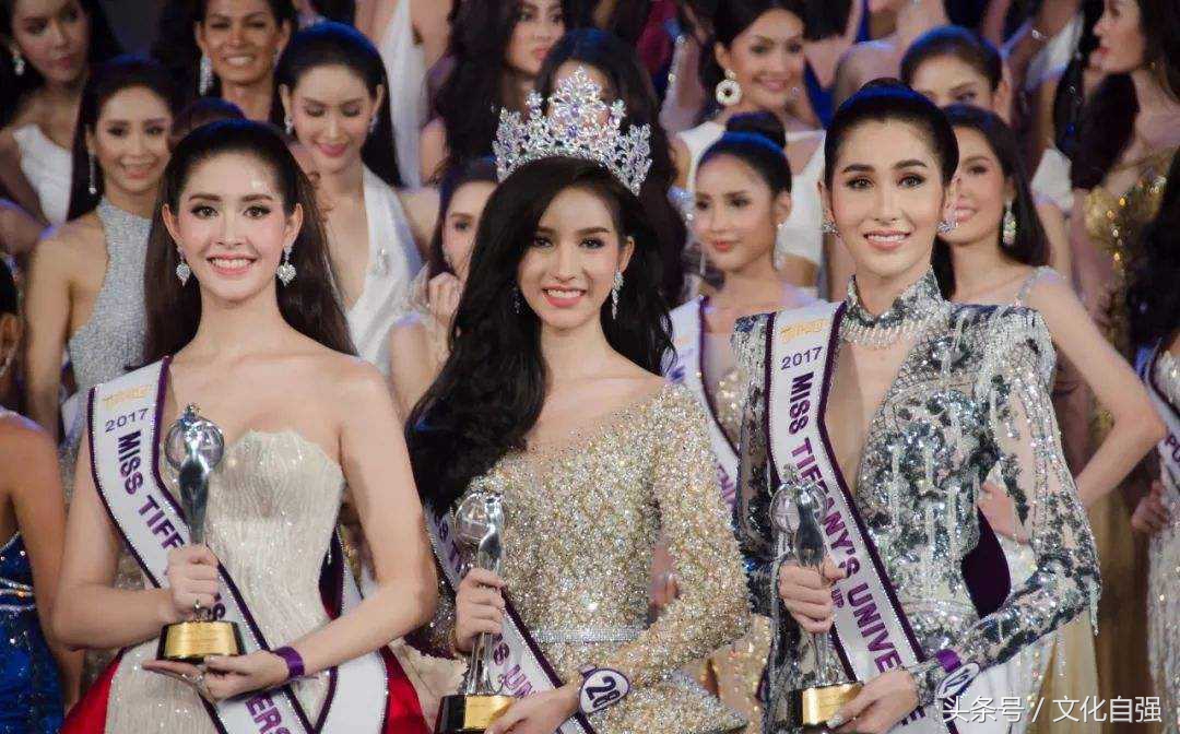 泰国游记二：被中国人扭曲的泰国“人妖”，笑贫不笑娼