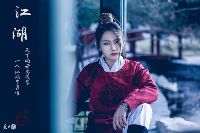 小说：她小小年纪，就上天入地无所不能，连老妖婆奶奶都降服不了