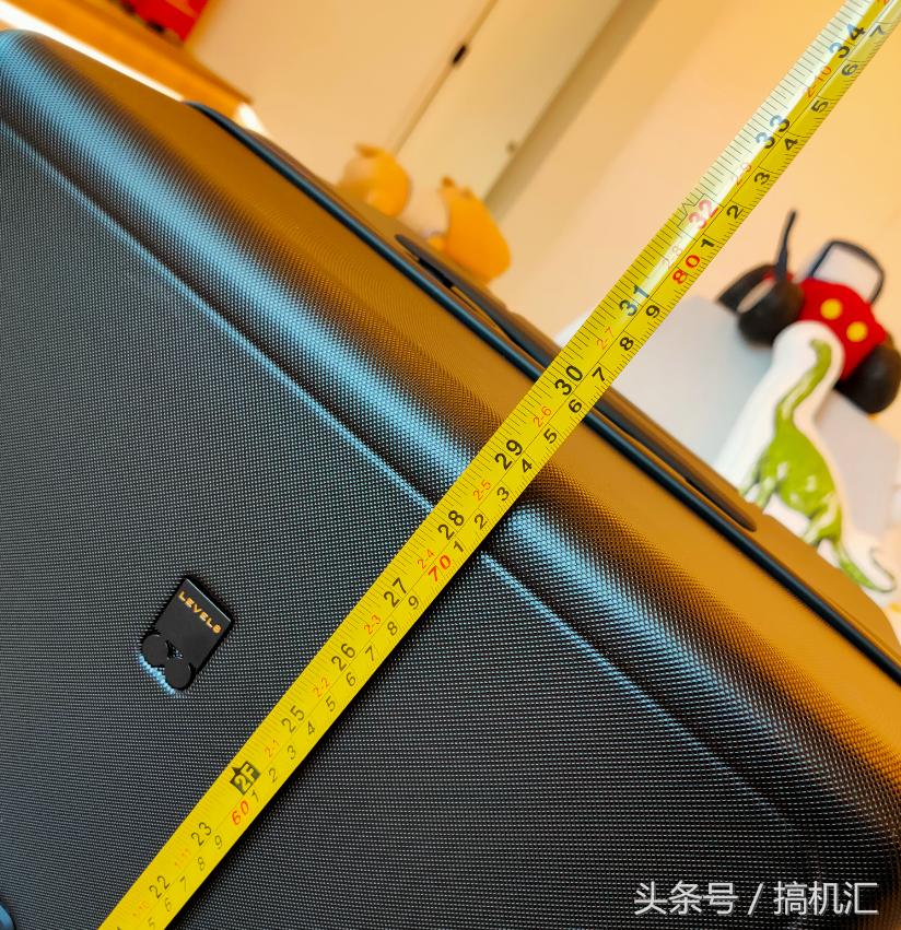 特大只，LEVEL828寸旅行箱体验，装下一家旅行物品
