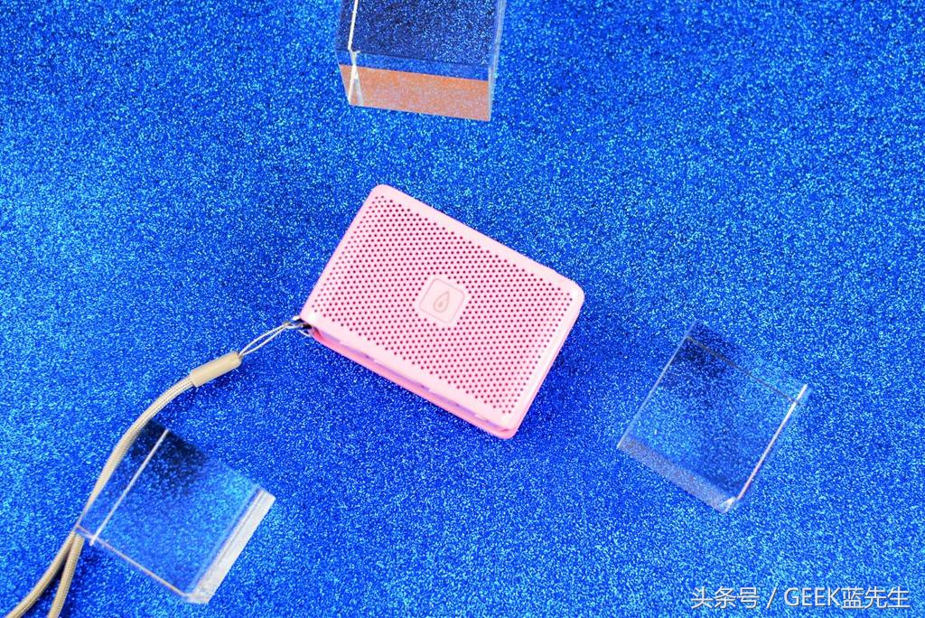 小度doss智能随身版,doss小度智能随身版