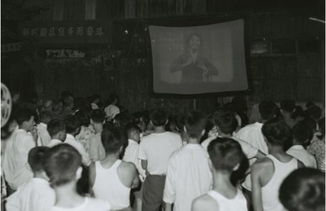 90年代的铁饭碗是多少人羡慕的,70年代铁饭碗职业