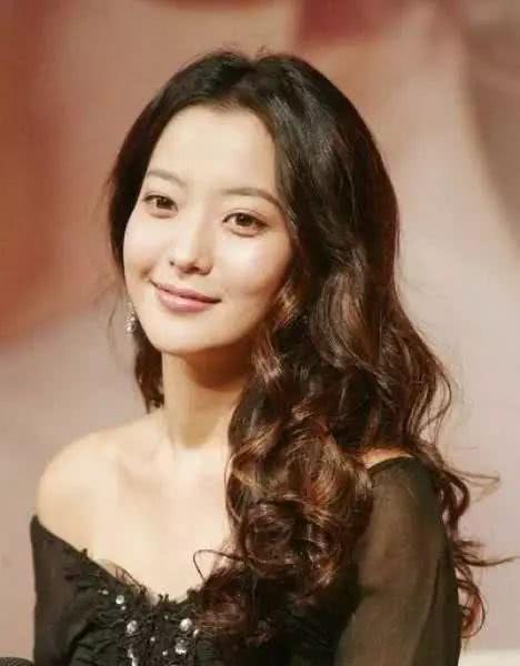 韩国女明星金喜善抖音,韩国女星金喜善