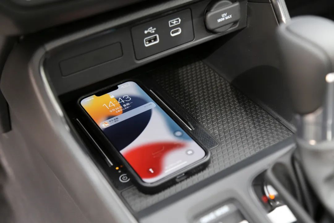 第六代本田cr-v国内首发,老款本田第一代crv