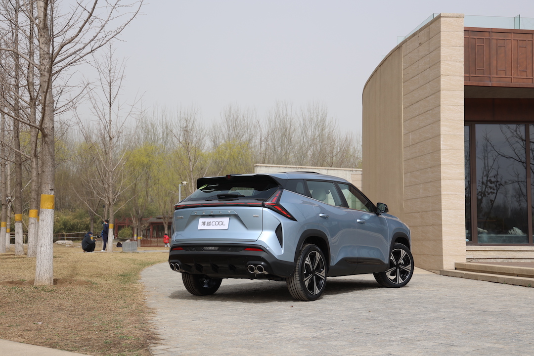 吉利又造爆款？主攻10万级SUV市场抢先试驾博越COOL