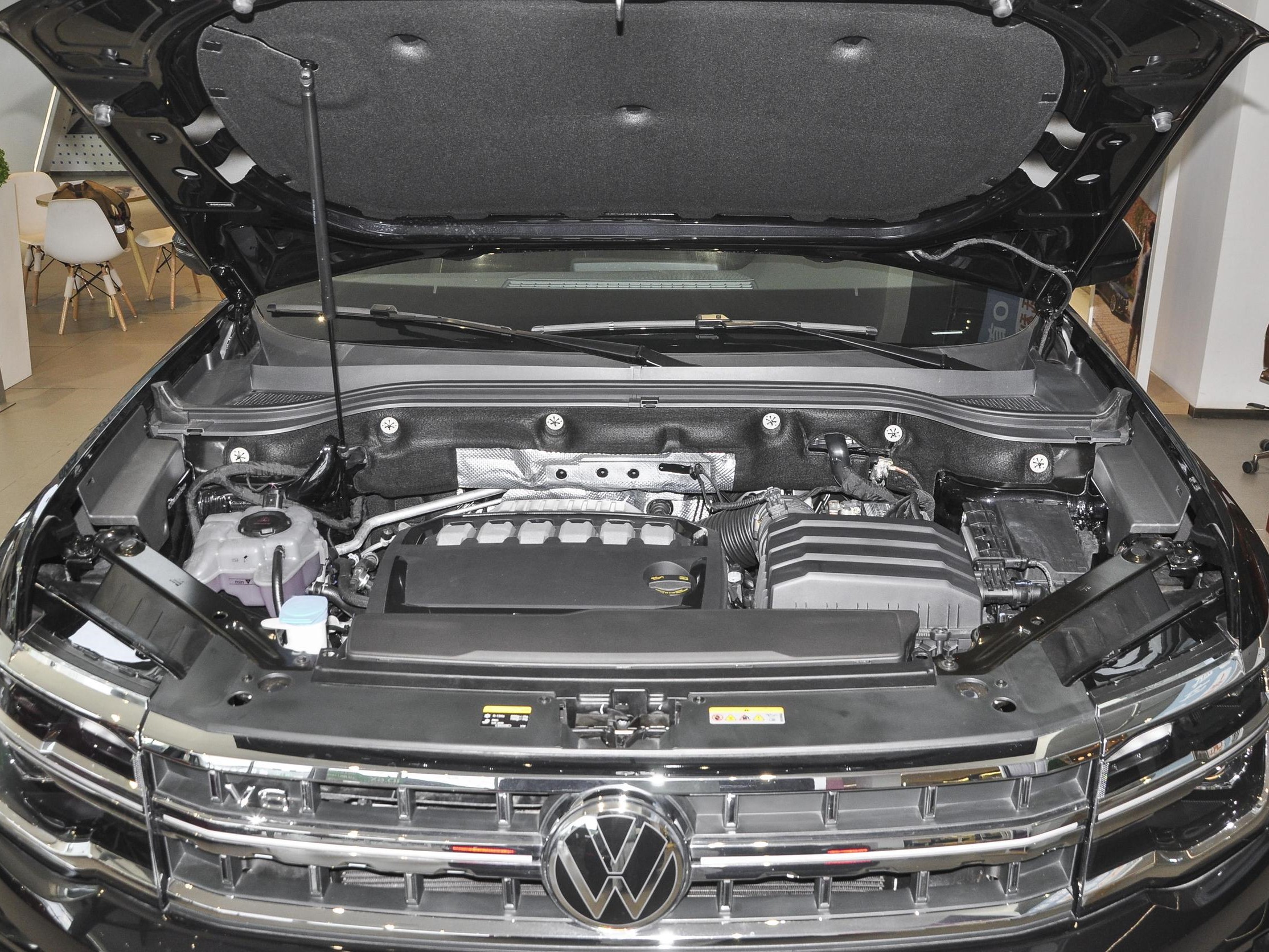 大众途昂用了几年过后底盘质感,途昂没有豪华感