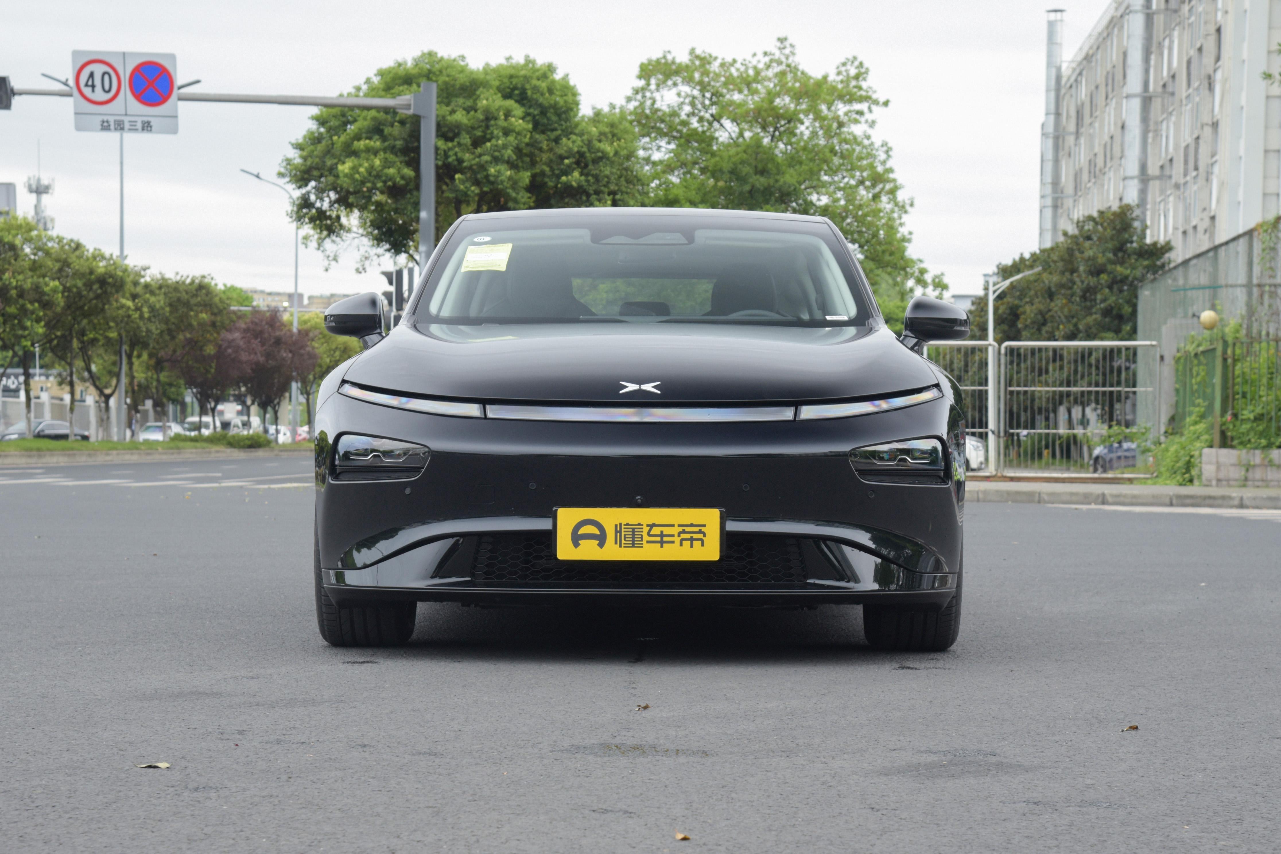 小鹏p7特斯拉model3哪个适合家用,特斯拉modely和小鹏p7