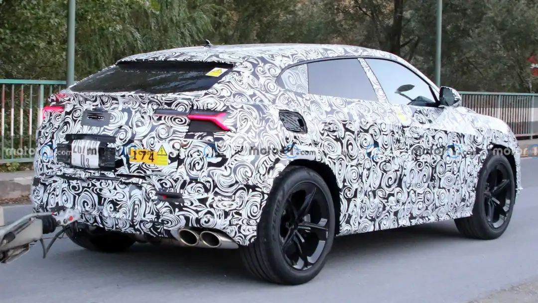 兰博基尼urus四驱定制加长版9座,2024款兰博基尼urus插电混动