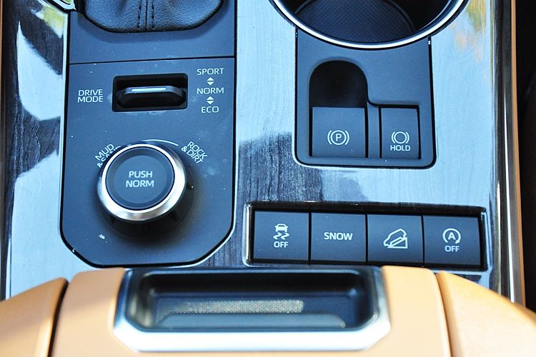 全新丰田汉兰达2.0t路上试驾,第四代丰田汉兰达国内试驾