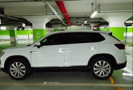 途观l330和探岳330哪一个好些,同样的价格买途观l还是买迈腾