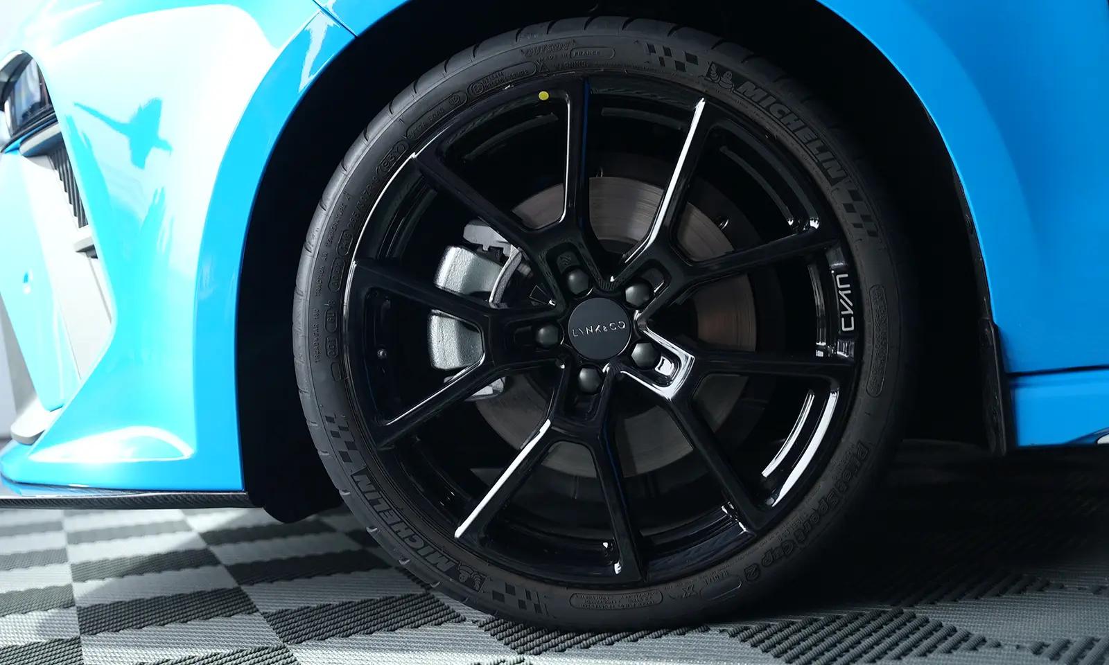 领克03高性能350匹中网,领克03高性能版测评