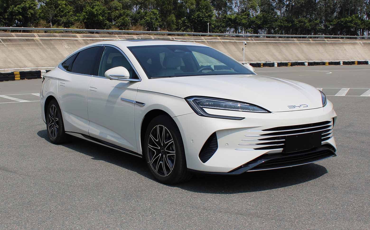 iX1、云朵领衔,工信部第371批新车,比亚迪最强2.0T发动机来了