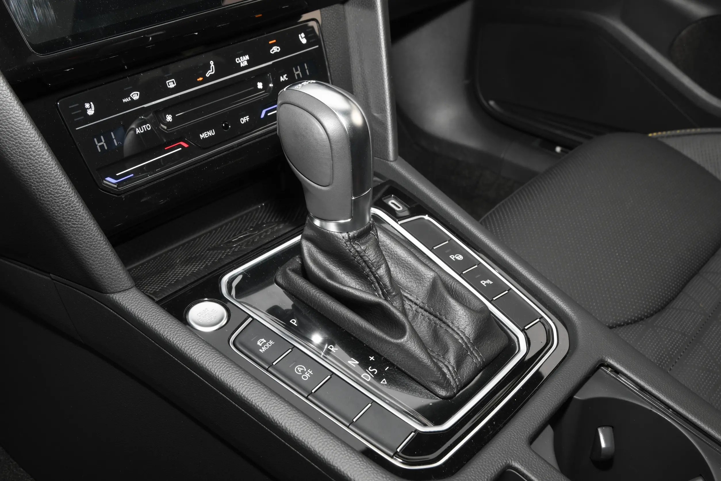 最美大众车大众cc家用实用吗,一汽大众cc自驾游视频