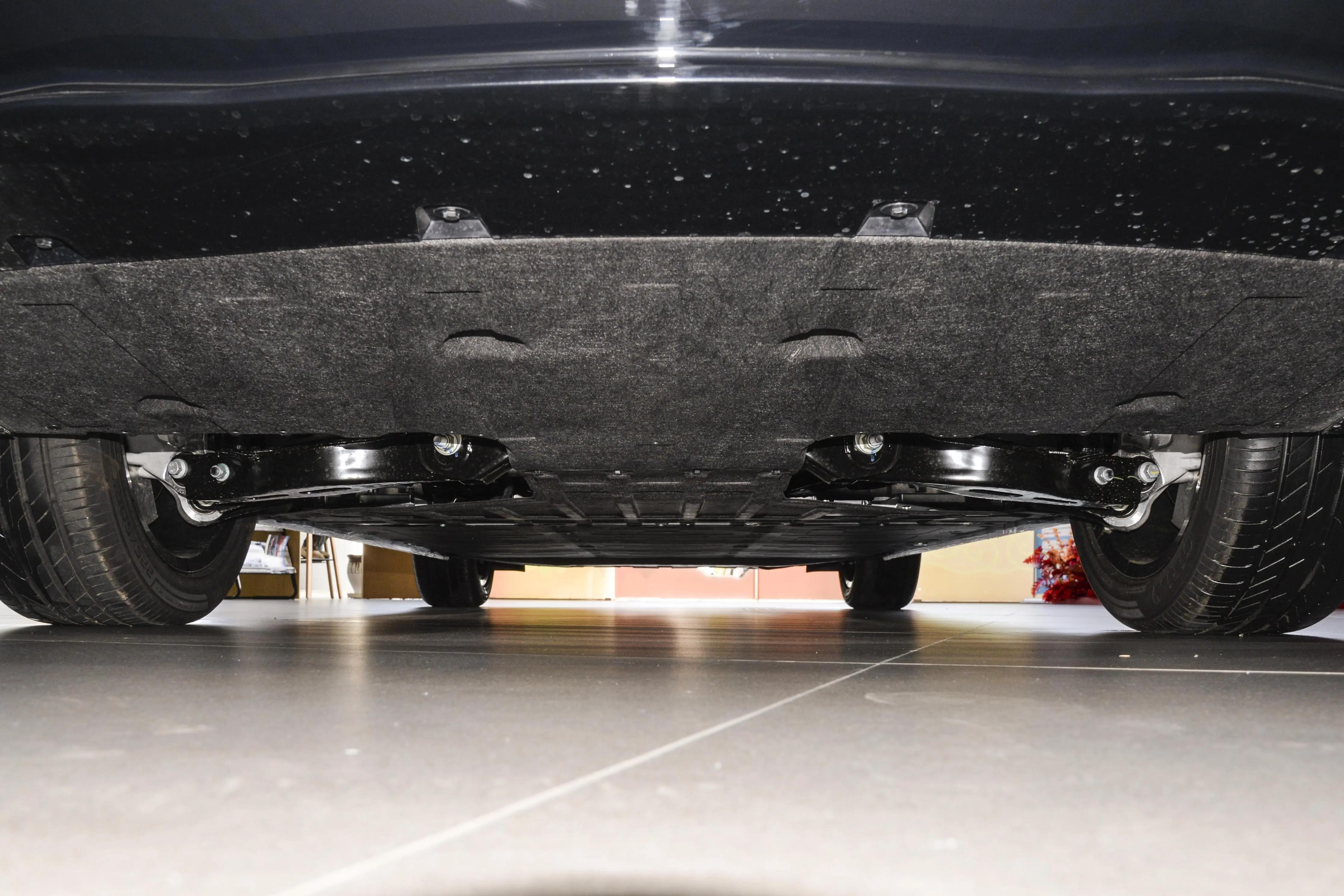 荣威d7ev,荣威rx7混动与荣威rx5plus对比