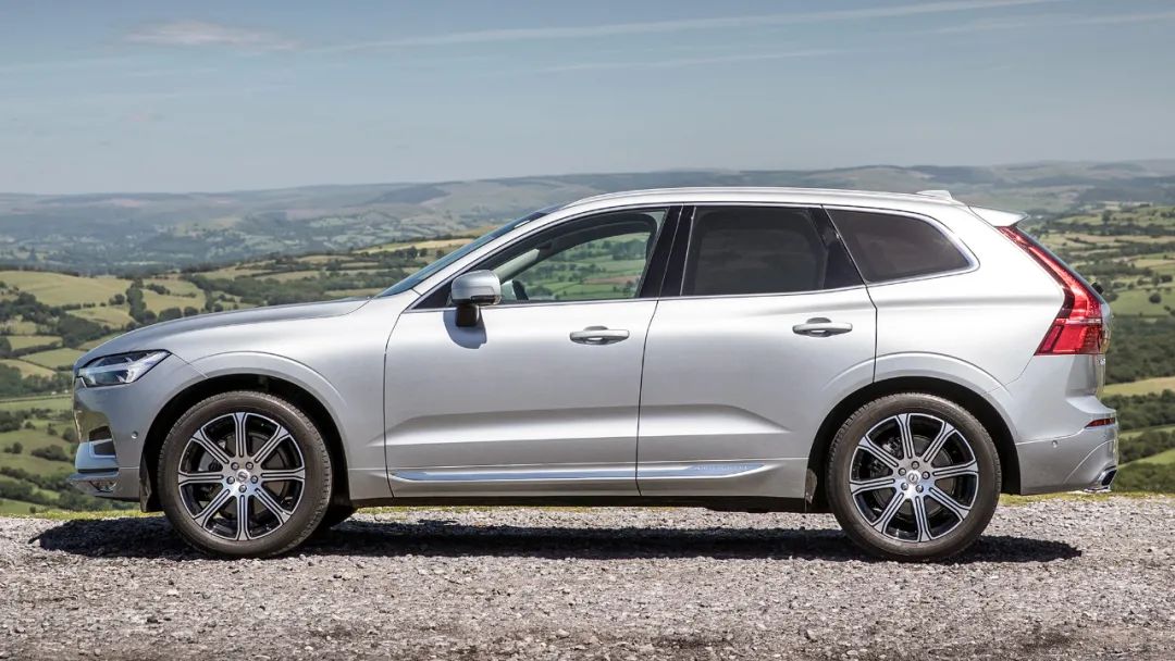 不同预算买什么车最有面子,降价十几万现在买这几台车最划算