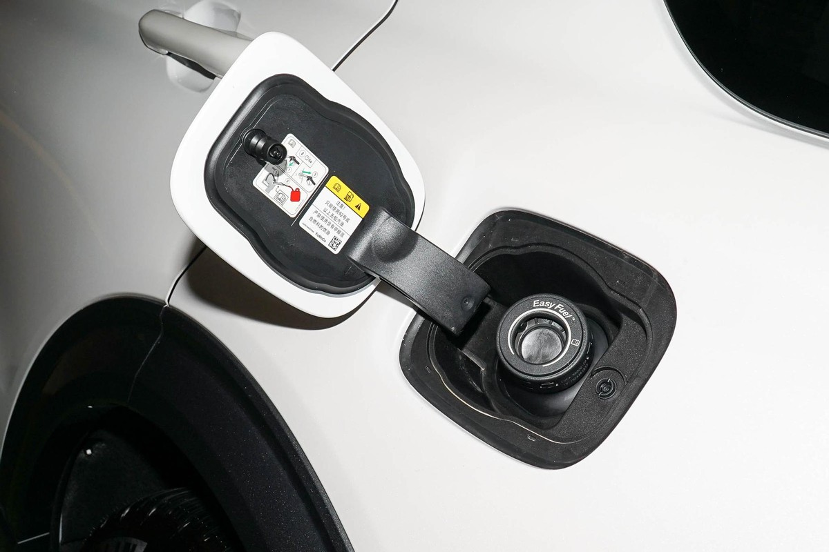 一年1.5万多公里探险者油费多少,福特探险者三年三次基础保养