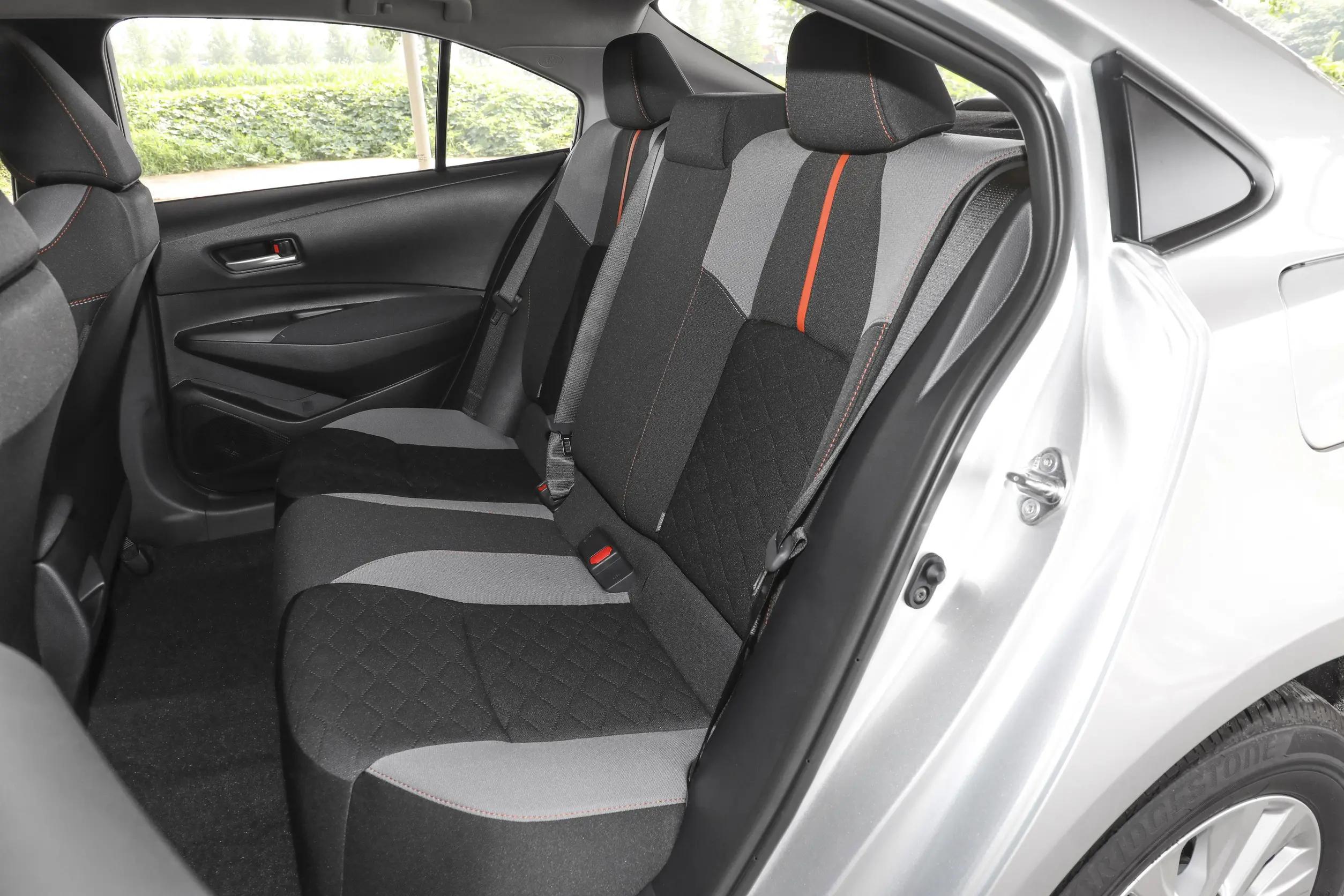 第五代丰田卡罗拉高性能掀背版,十万以内口碑最好的车丰田卡罗拉