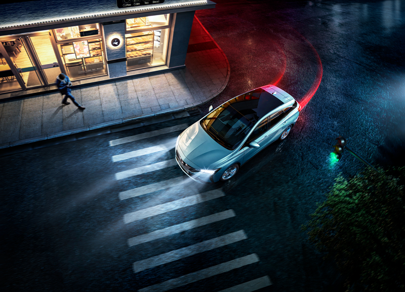 卡罗拉双擎和微蓝6买哪个更好,微蓝混动与卡罗拉双擎哪个好