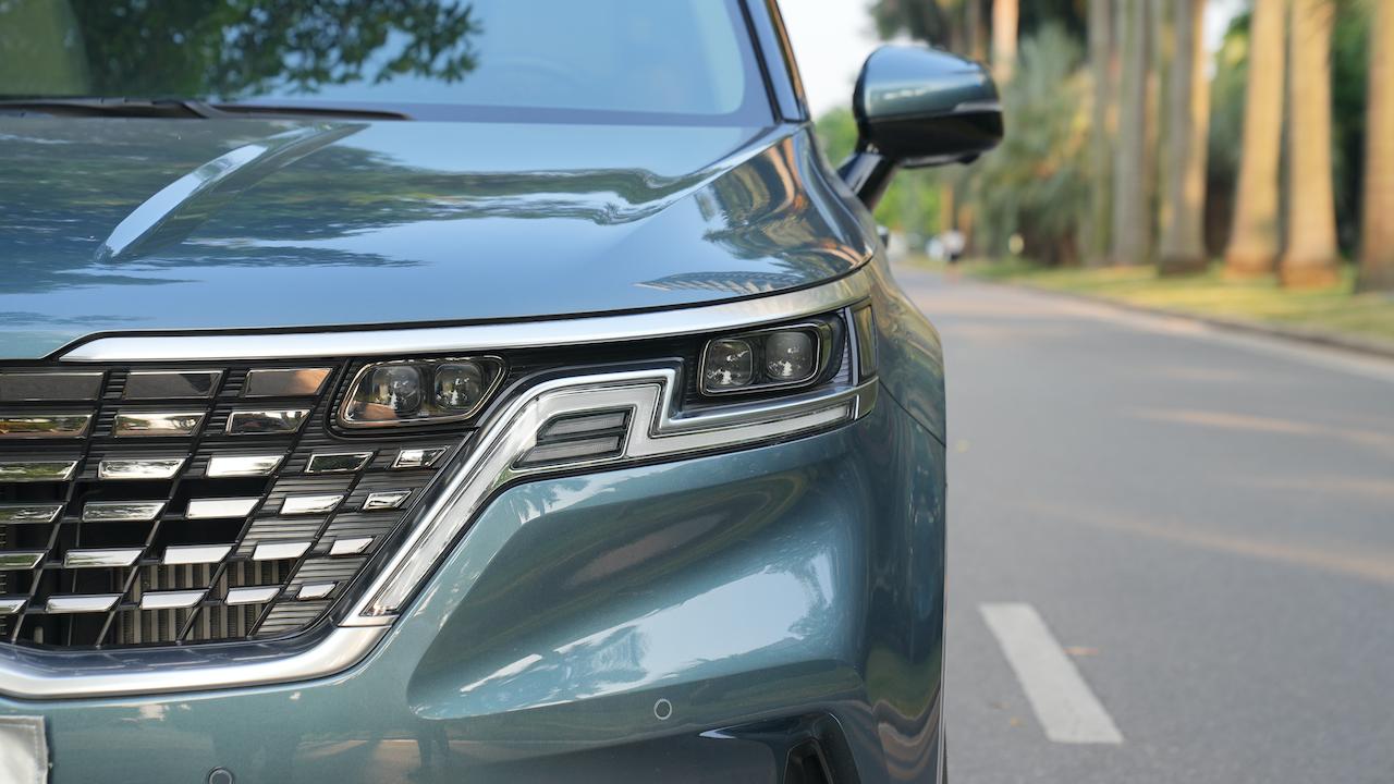 空间大,质感佳!试驾起亚嘉华,实力超名气的“沧海遗珠”