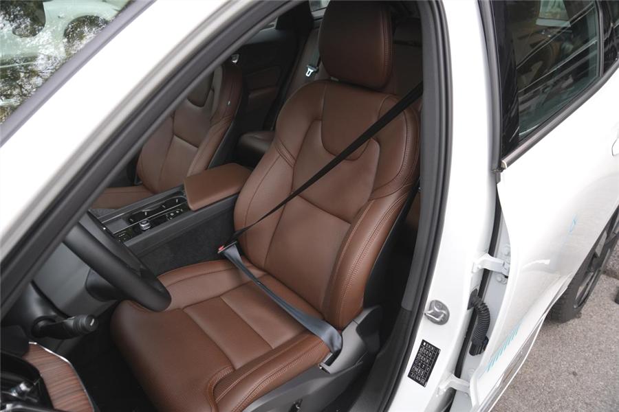 沃尔沃xc60指导价39.69万是哪一款,20万预算能买到哪年的沃尔沃xc60