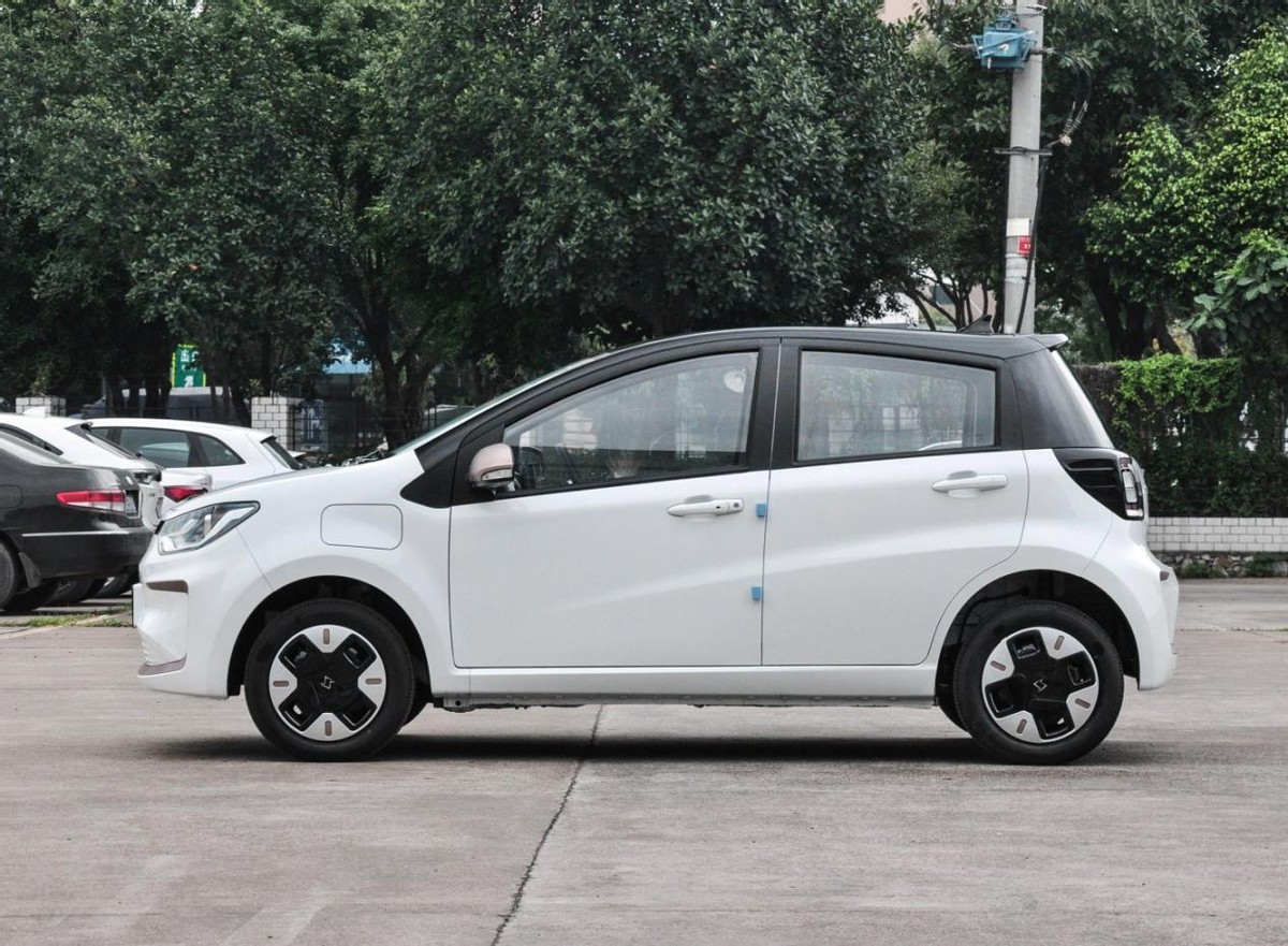 五菱宏光miniev2024款续航实测,纯电小型车推荐前十名