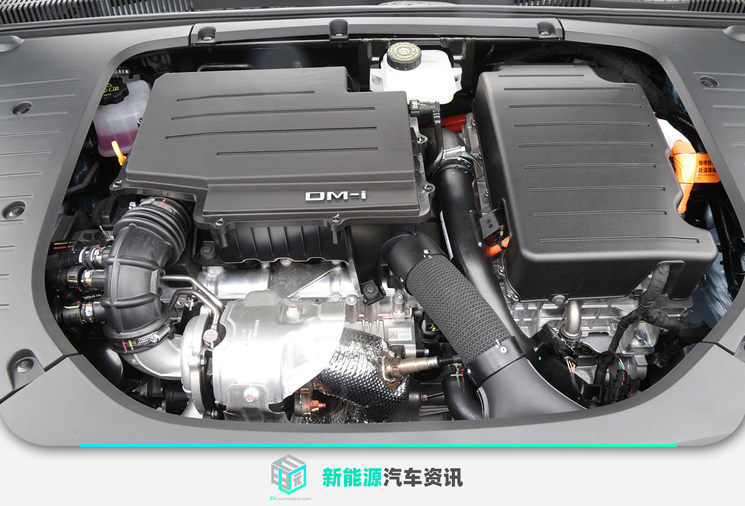 比亚迪汉DM-i冠军版新上市配置,比亚迪汉dm-i冠军版和dm-p战神版