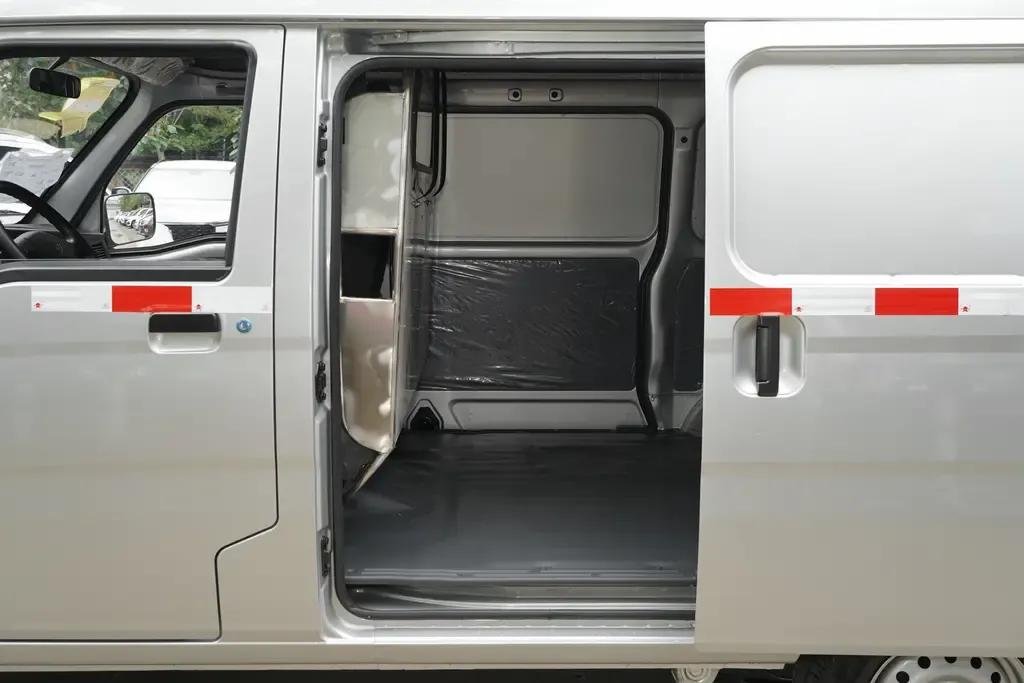 最新款五菱之光值得买吗,全新五菱之光值不值得买