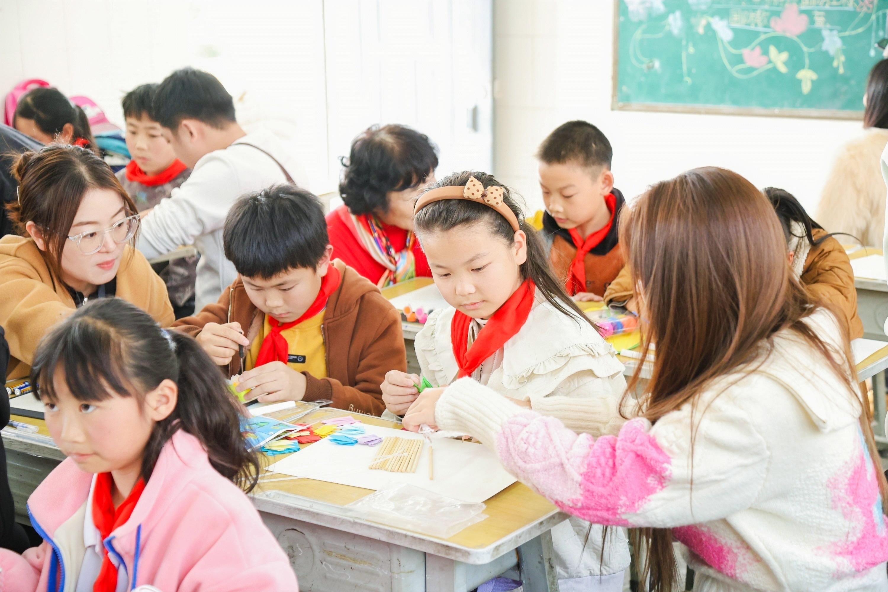 鐩婅鍏泭瀛靛寲,鐩婅