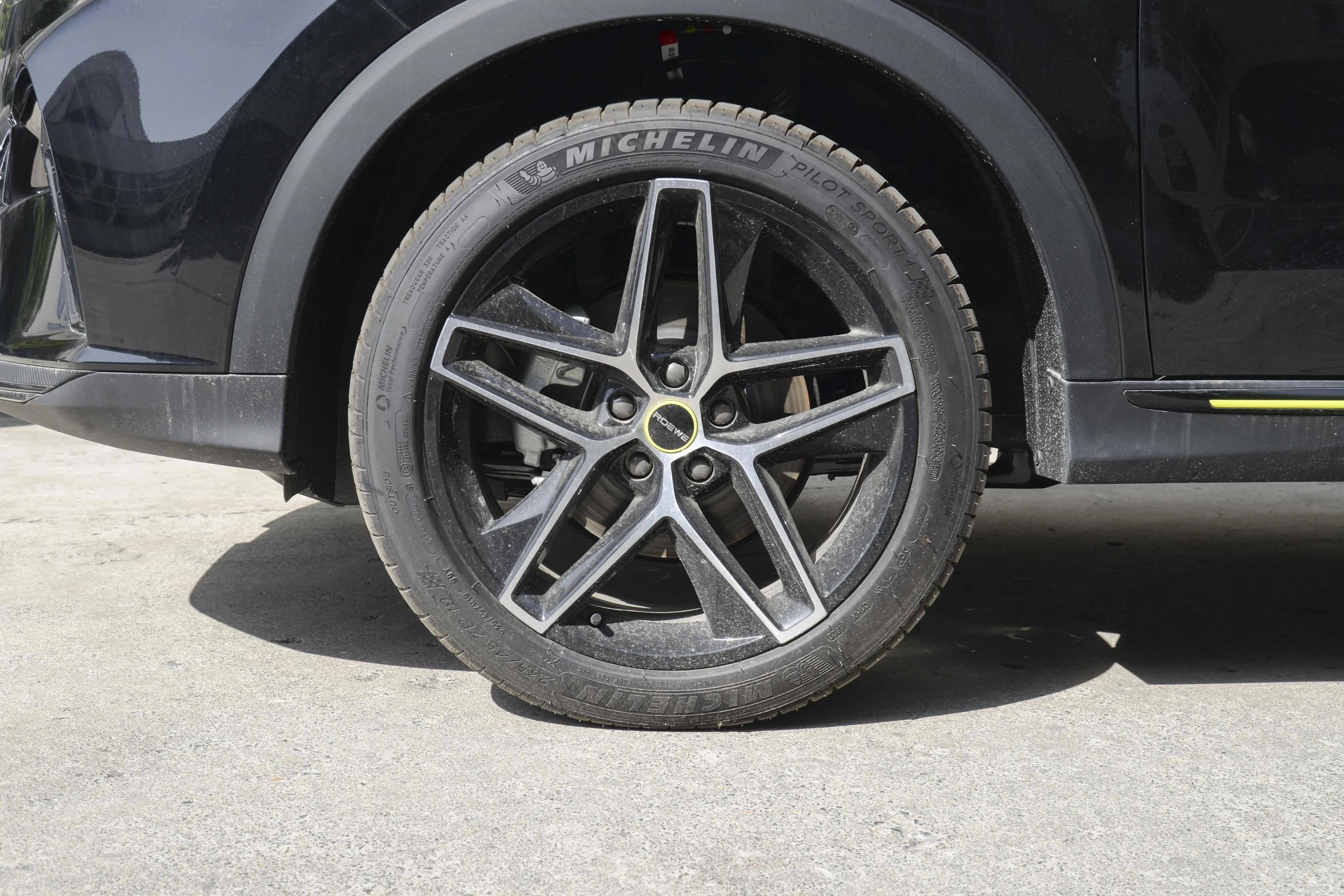 想省油又省心不妨看看这两款车,这三款车值得一看空间大油耗低