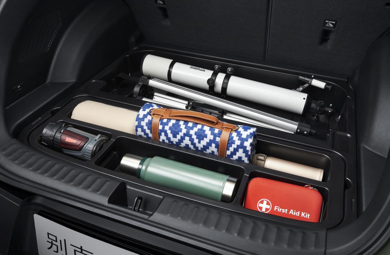 别克electrae4实车曝光,别克e4上市优惠政策