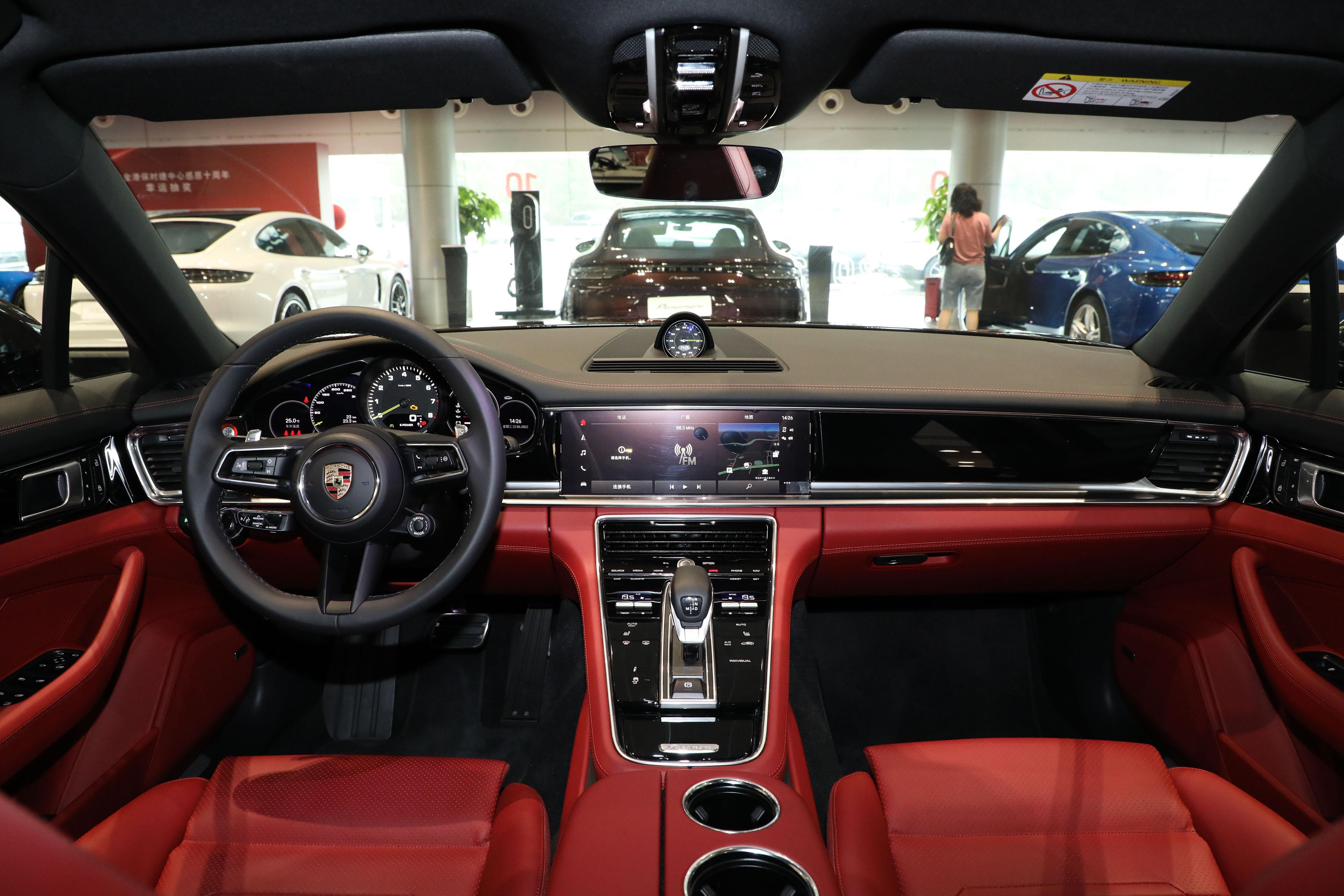 插电混动优点和缺点,插电混动版的优缺点