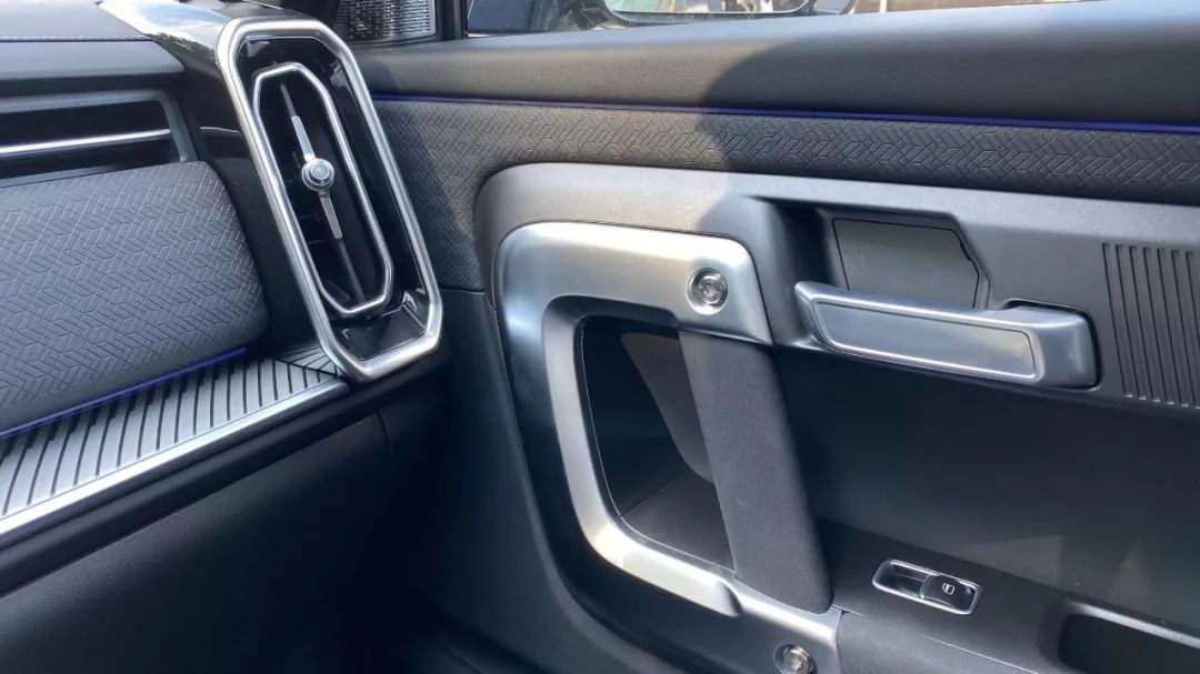 四驱探索06试驾评测,四驱探索06底盘解析