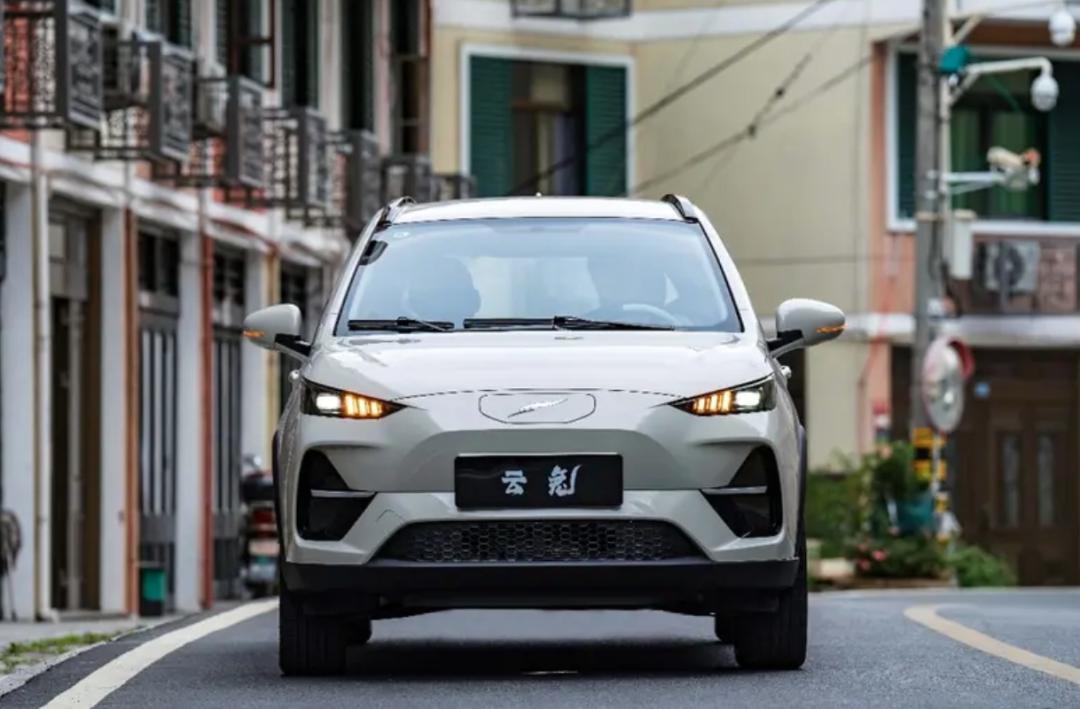 默默无闻的云度汽车,能再爬起来吗?