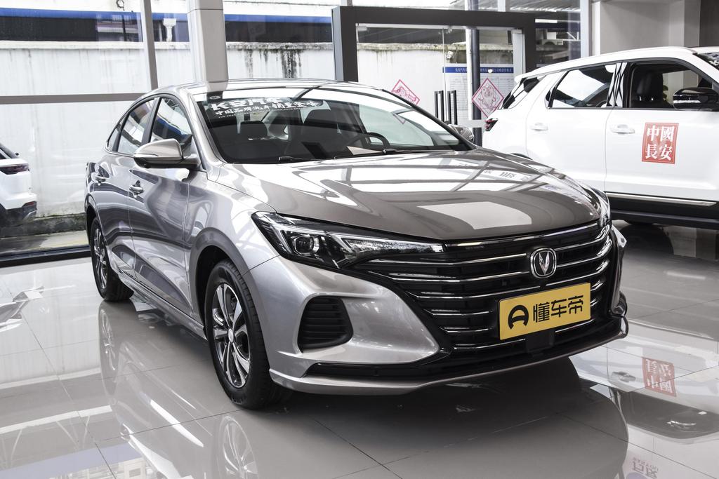 逸动高能版自适应巡航,逸动高能版内饰功能