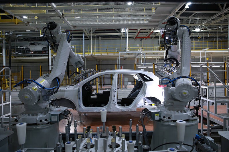 12万的东风雪铁龙c6,雪铁龙c6最低成交价多少