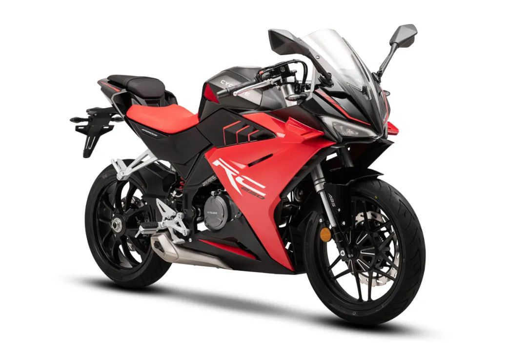 赛科龙rc250口碑,赛科龙RC250价格图片油耗