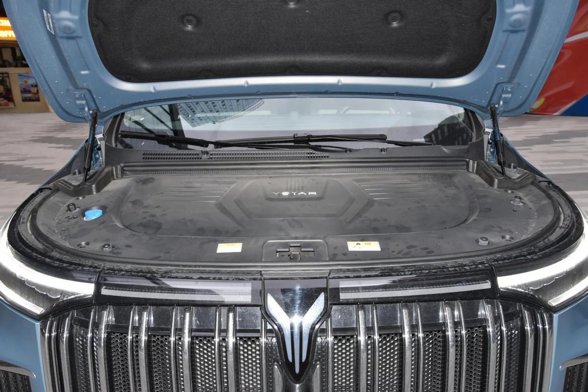 插混mpv纯电续航200km车型推荐,七座mpv岚图梦想家续航里程